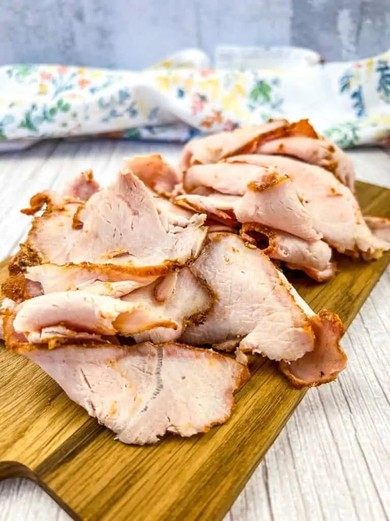 Low Sodium Pork Roast - Deli Sliced (0.25lb pkg.) *PRODUCT OF ONTARIO* SPECIAL